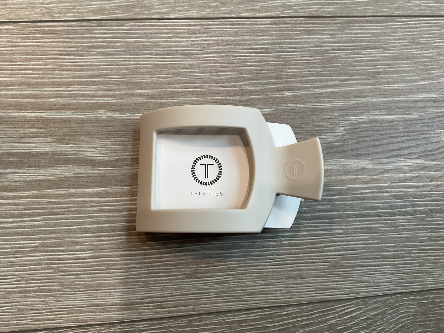 Teleties large flat square clip