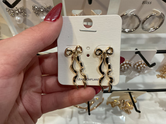 Small Long Bow Studs