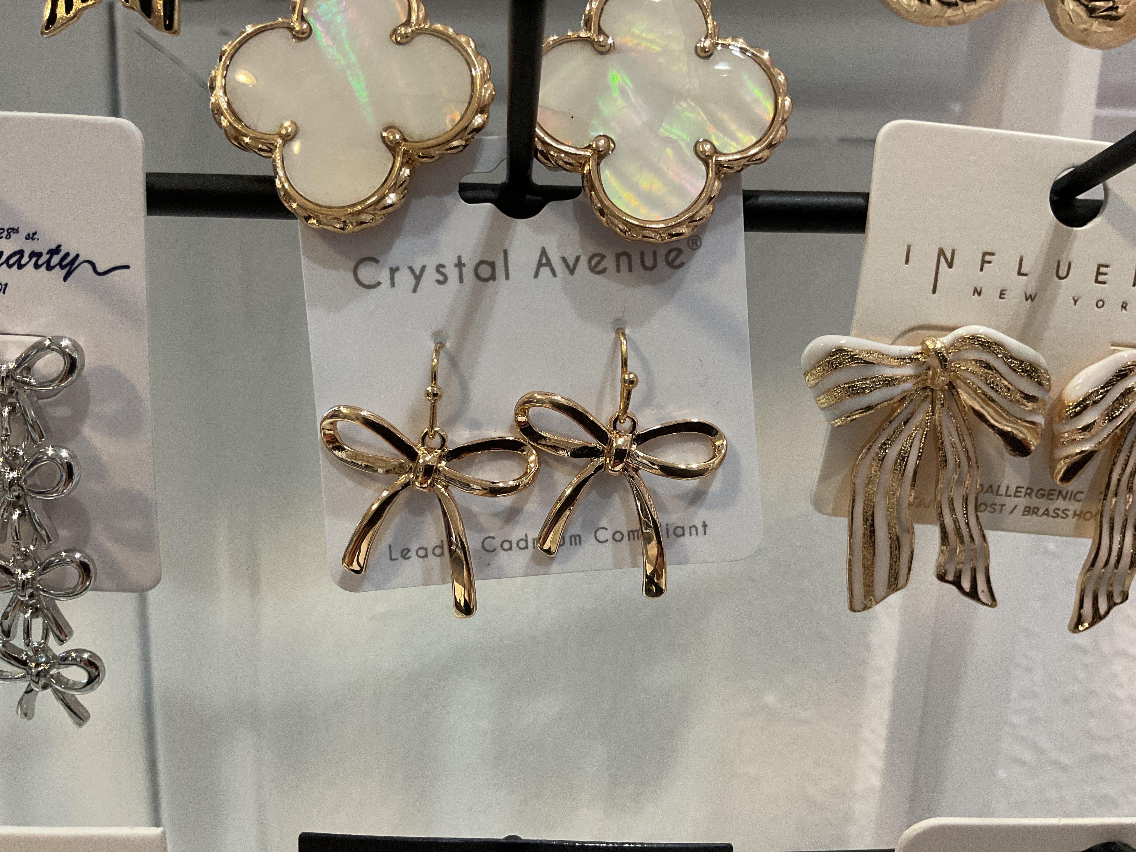 Bow Dangles