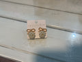 Bow studs w/ Pearl ball