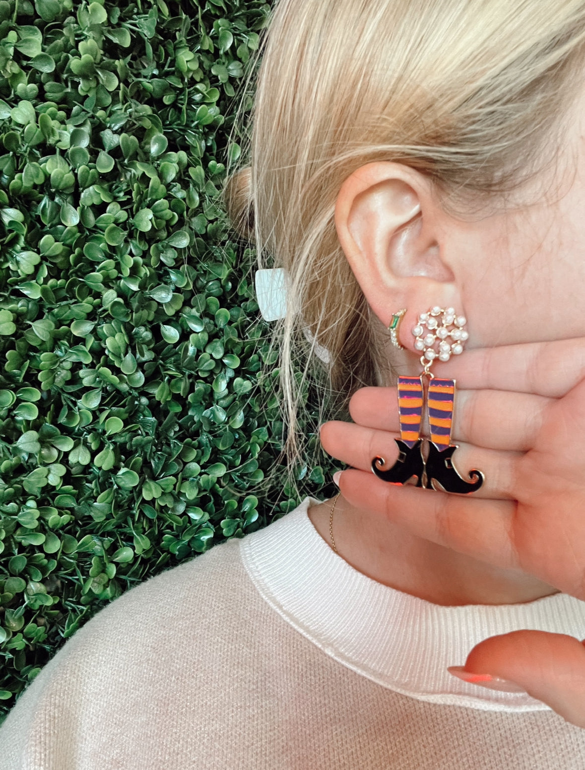 Witches Feet Earrings