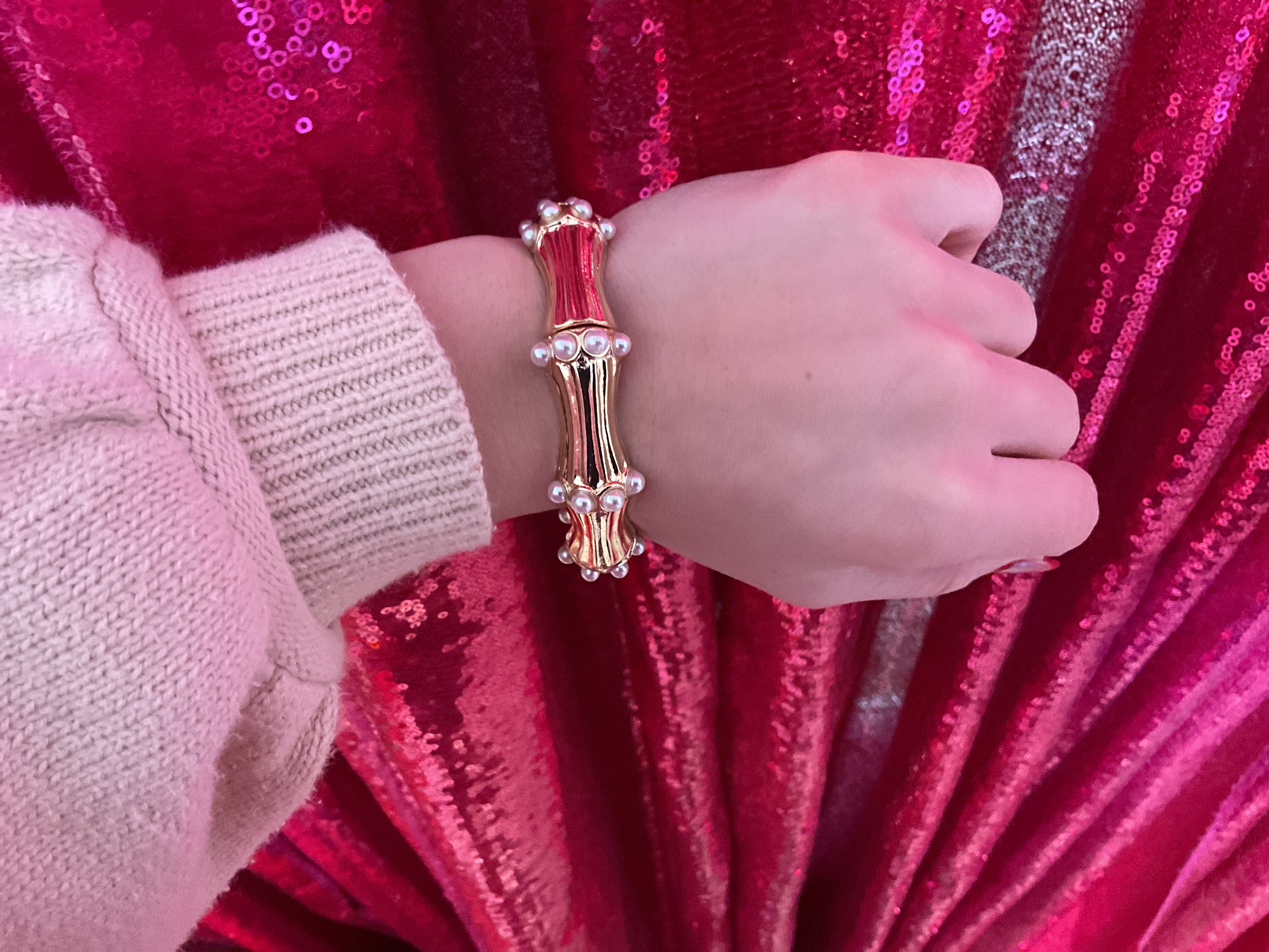 Small Pearls Oval Bracelet