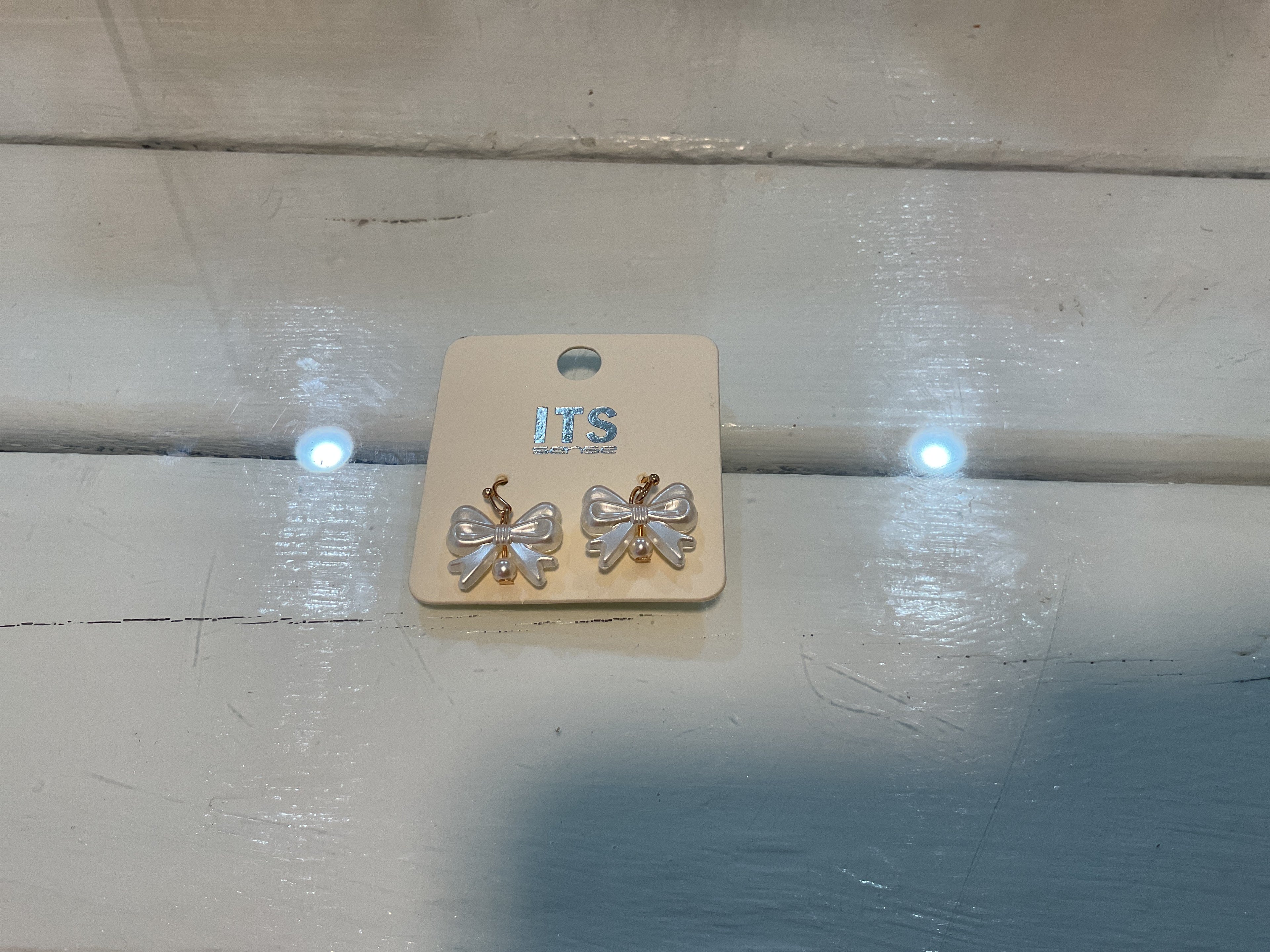 Pearl Bow Dangles