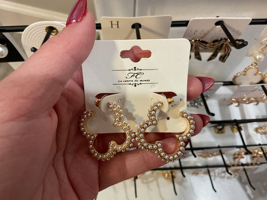Clover hoops & Pearls