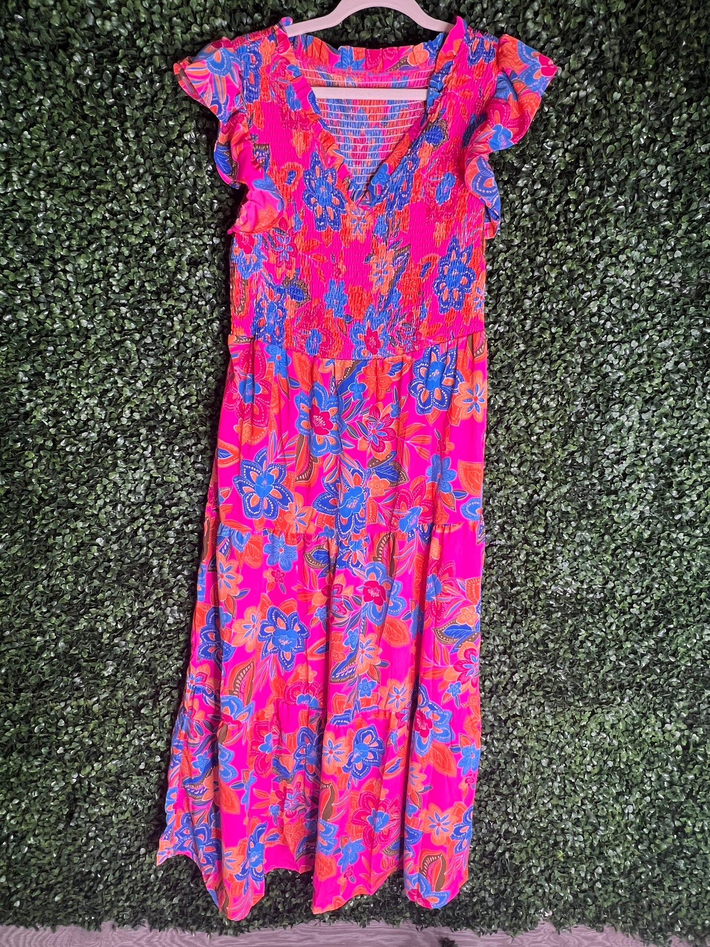 Floral ruffled sleeve dress