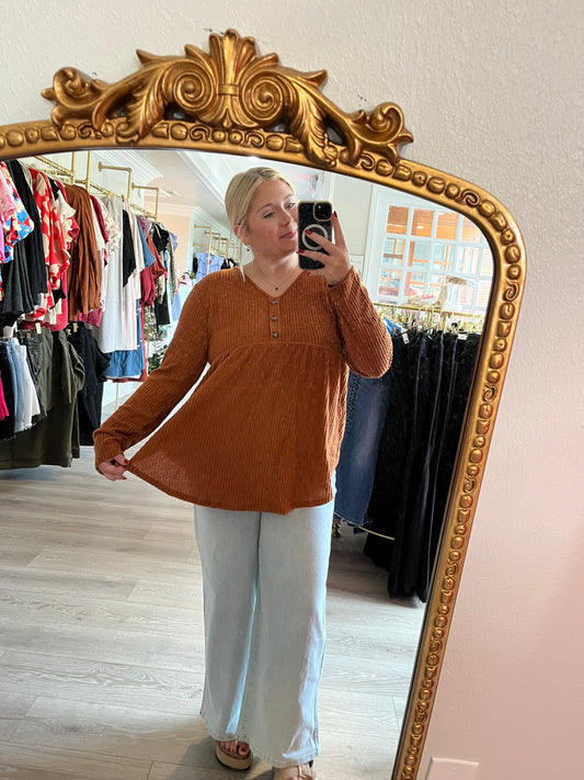 Camel mini waffle button top