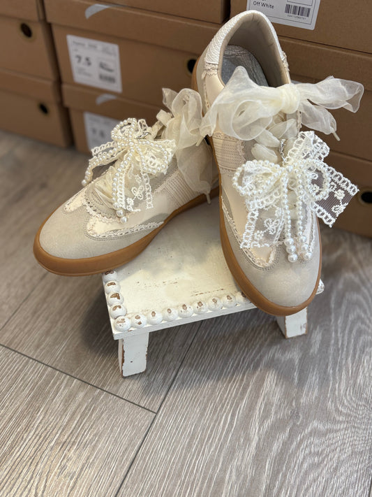 Dixie Bow Sneaker
