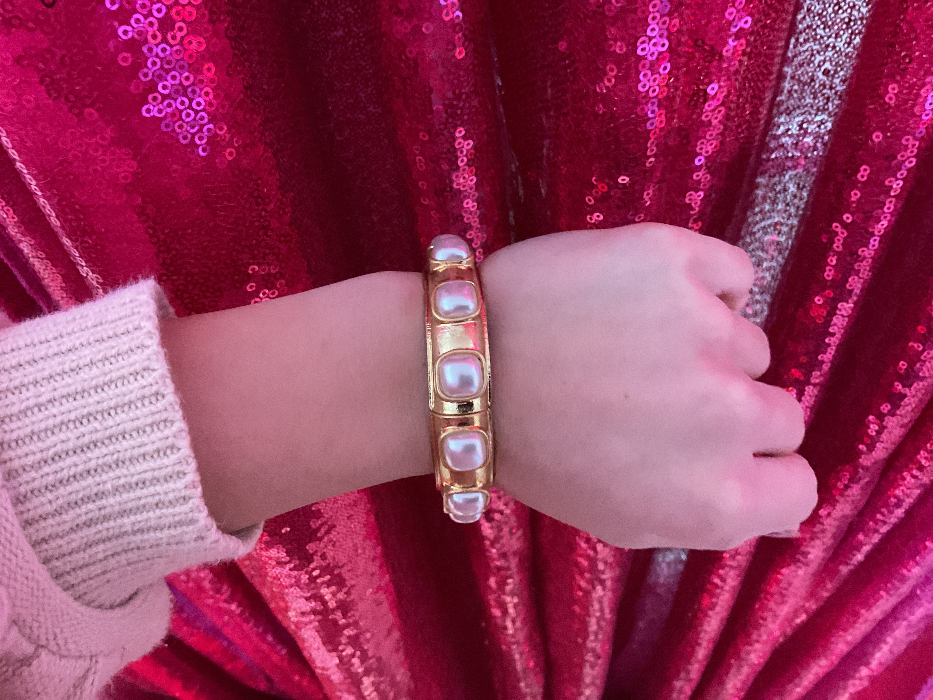 Big Pearls Braclet