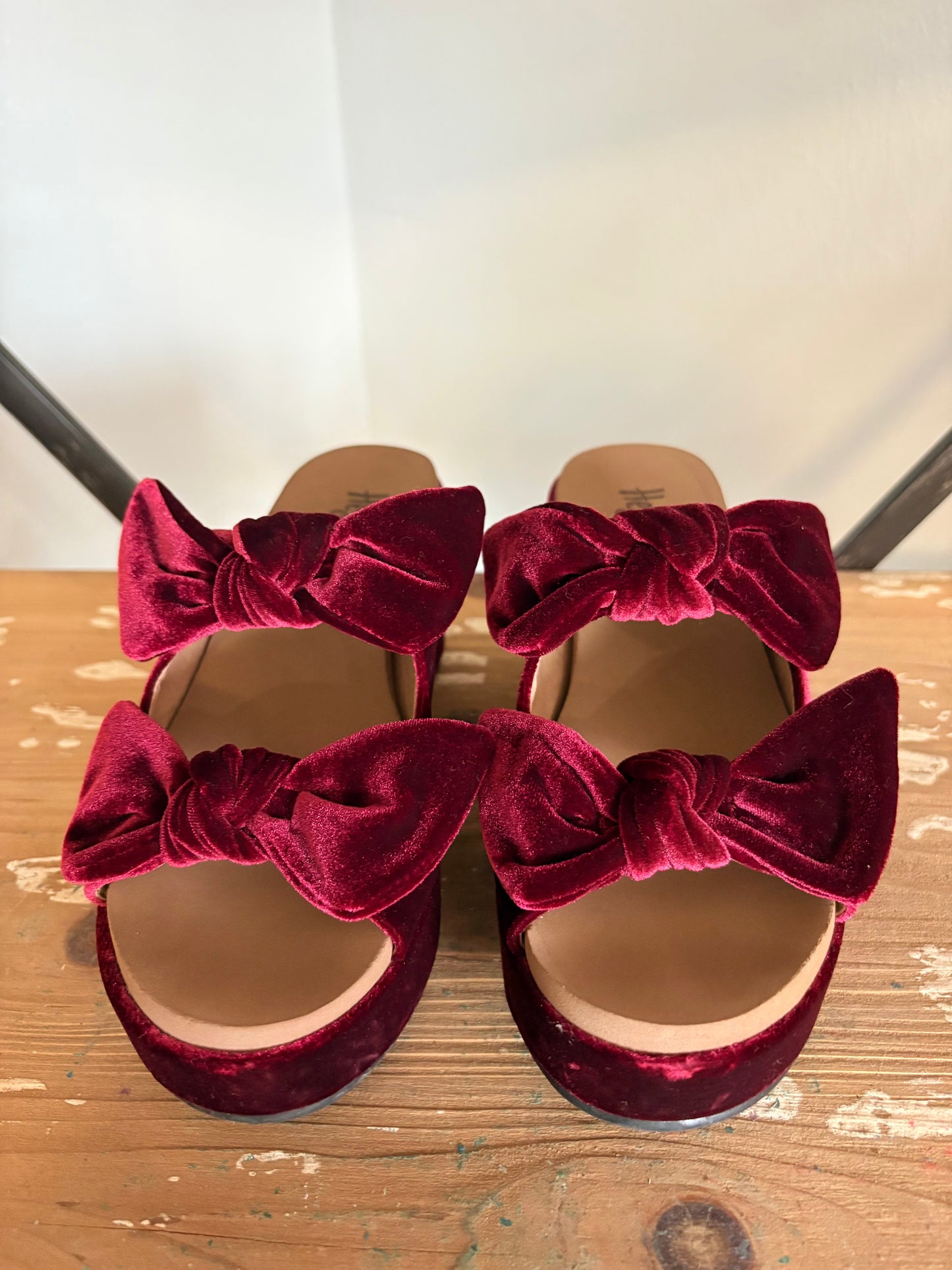 Put a Bow on it Heels