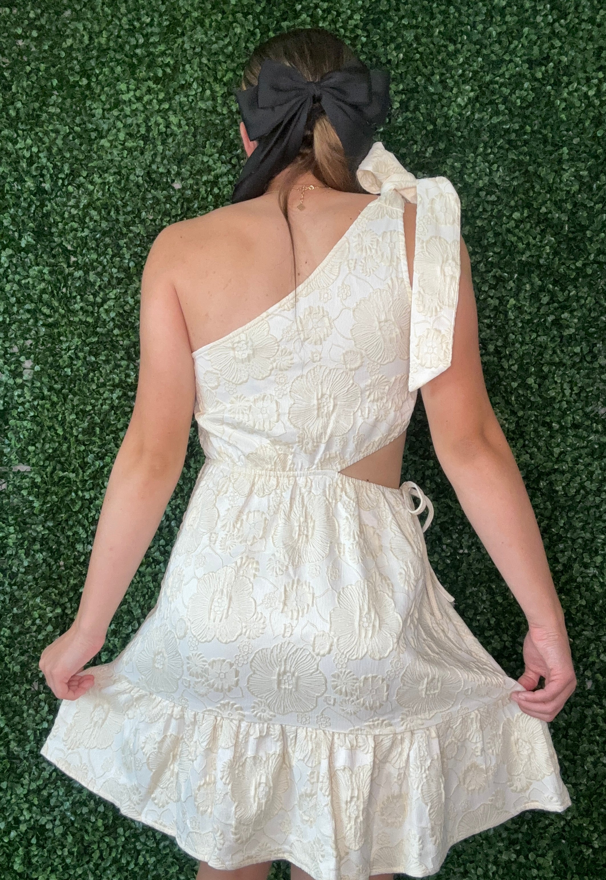 Flirty floral