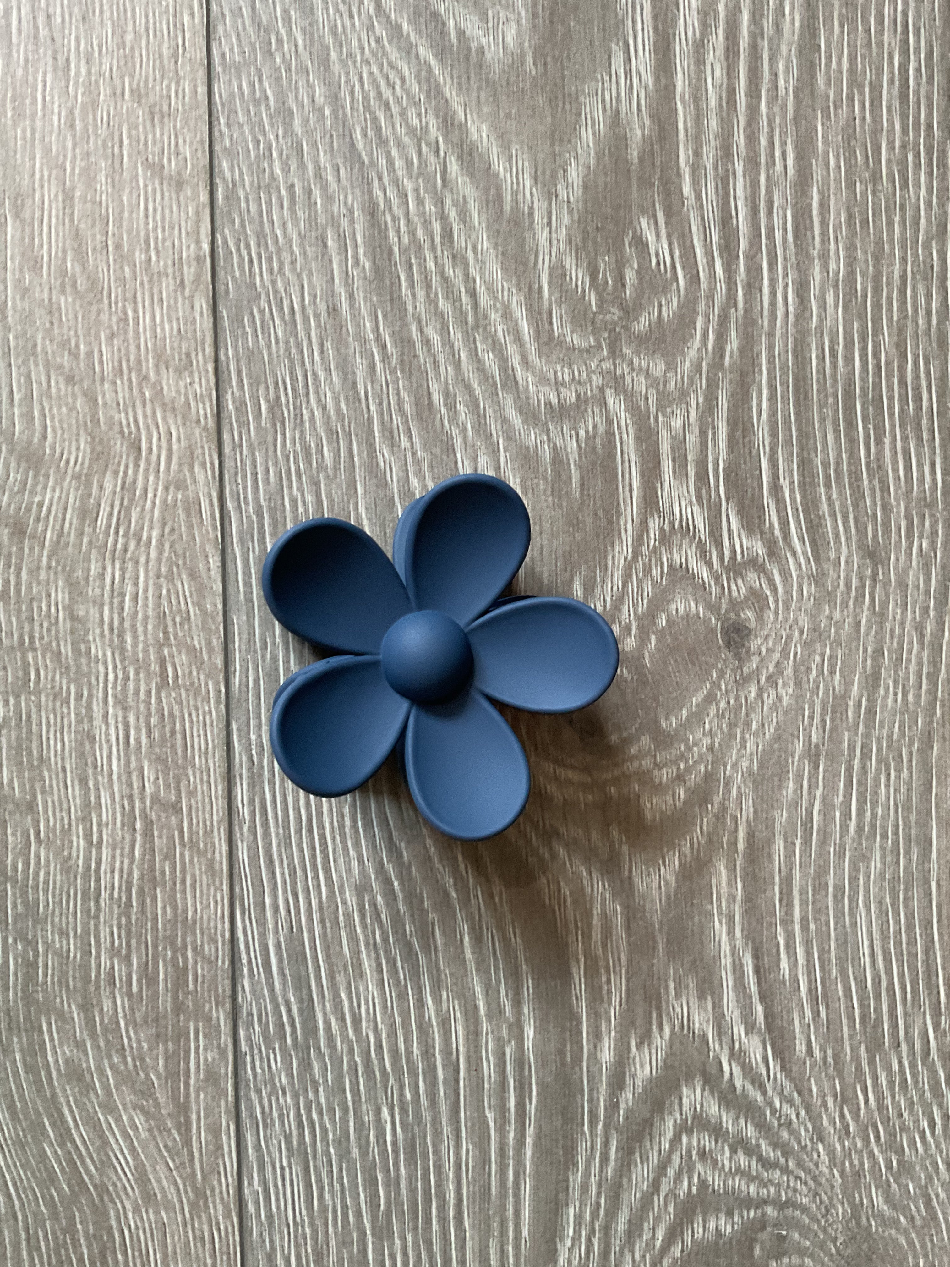 Flower clip