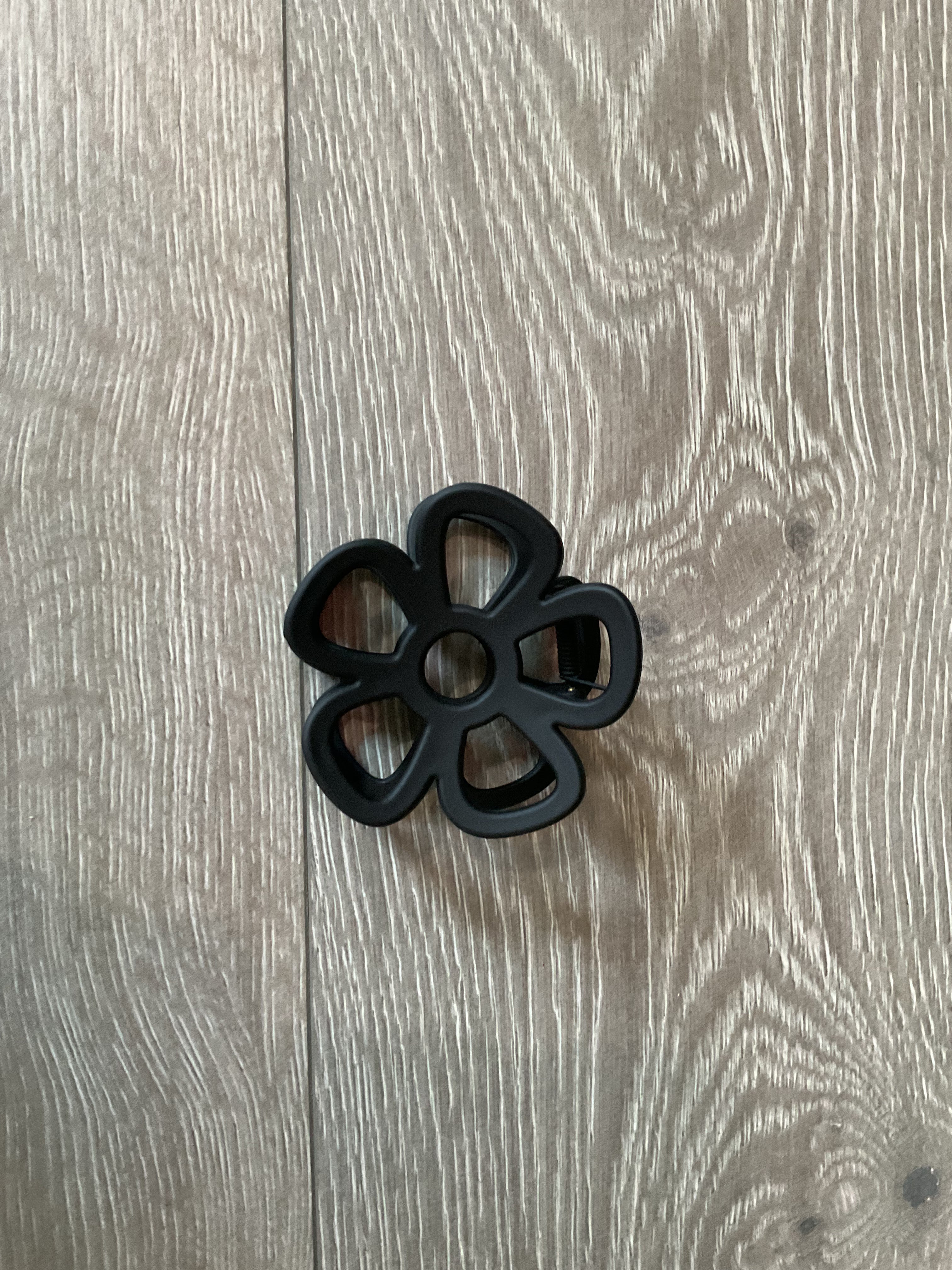 Flower clip