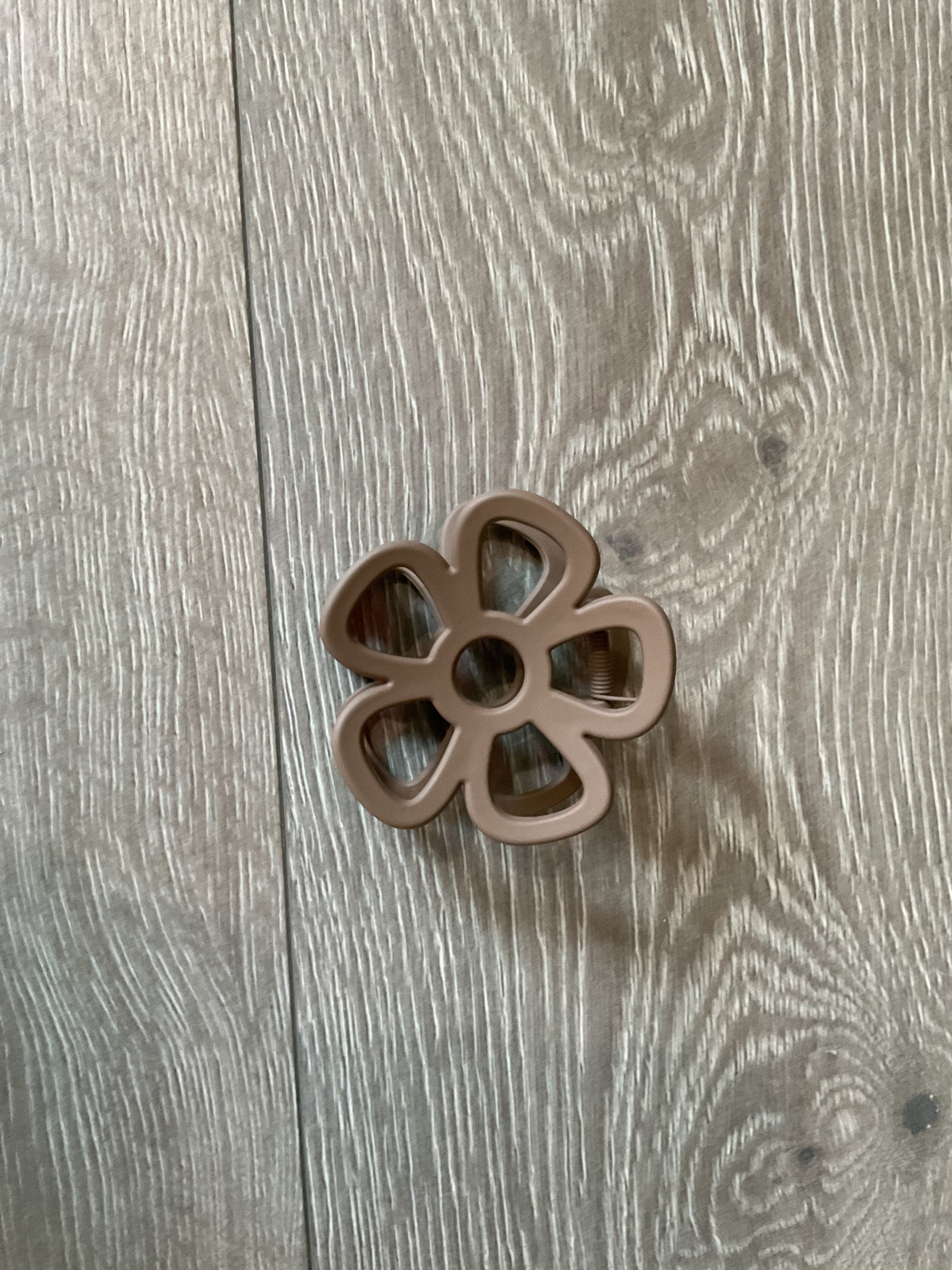 Flower clip